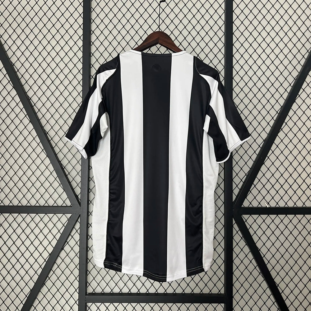 Juventus Home Retro Jersey 04 05