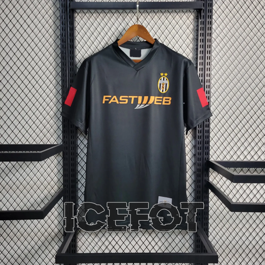 Juventus Away Retro Jersey 01 02