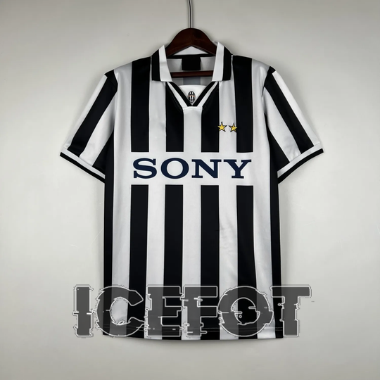 Juventus Home Retro Jersey 96 97